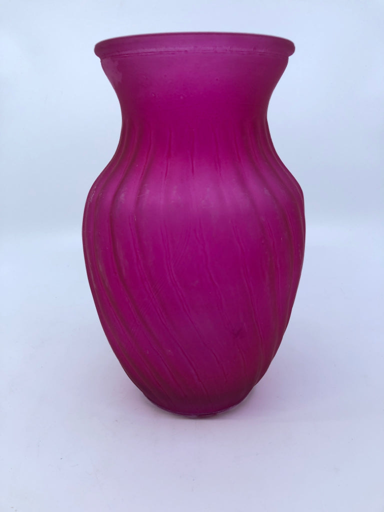 FROSTED PINK VASE.