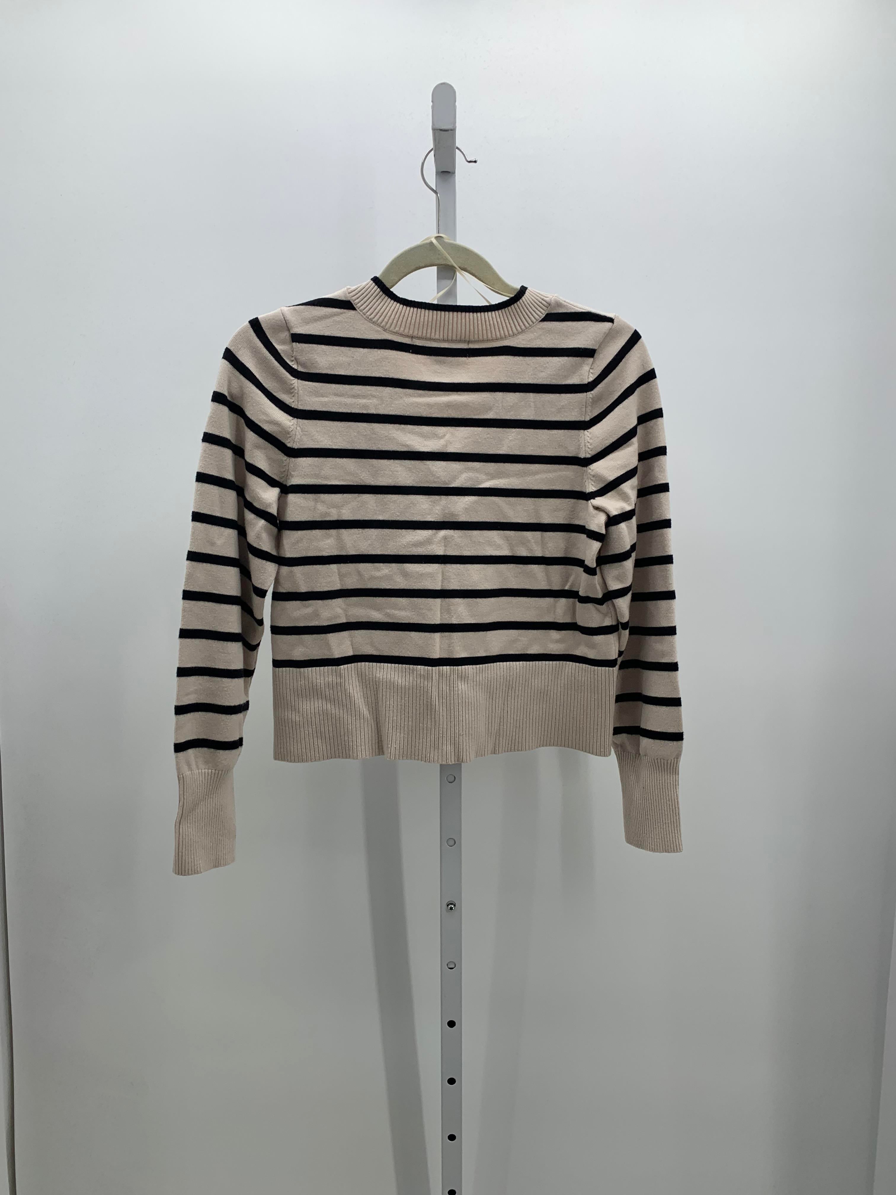 Size Medium Juniors Long Sleeve Sweater