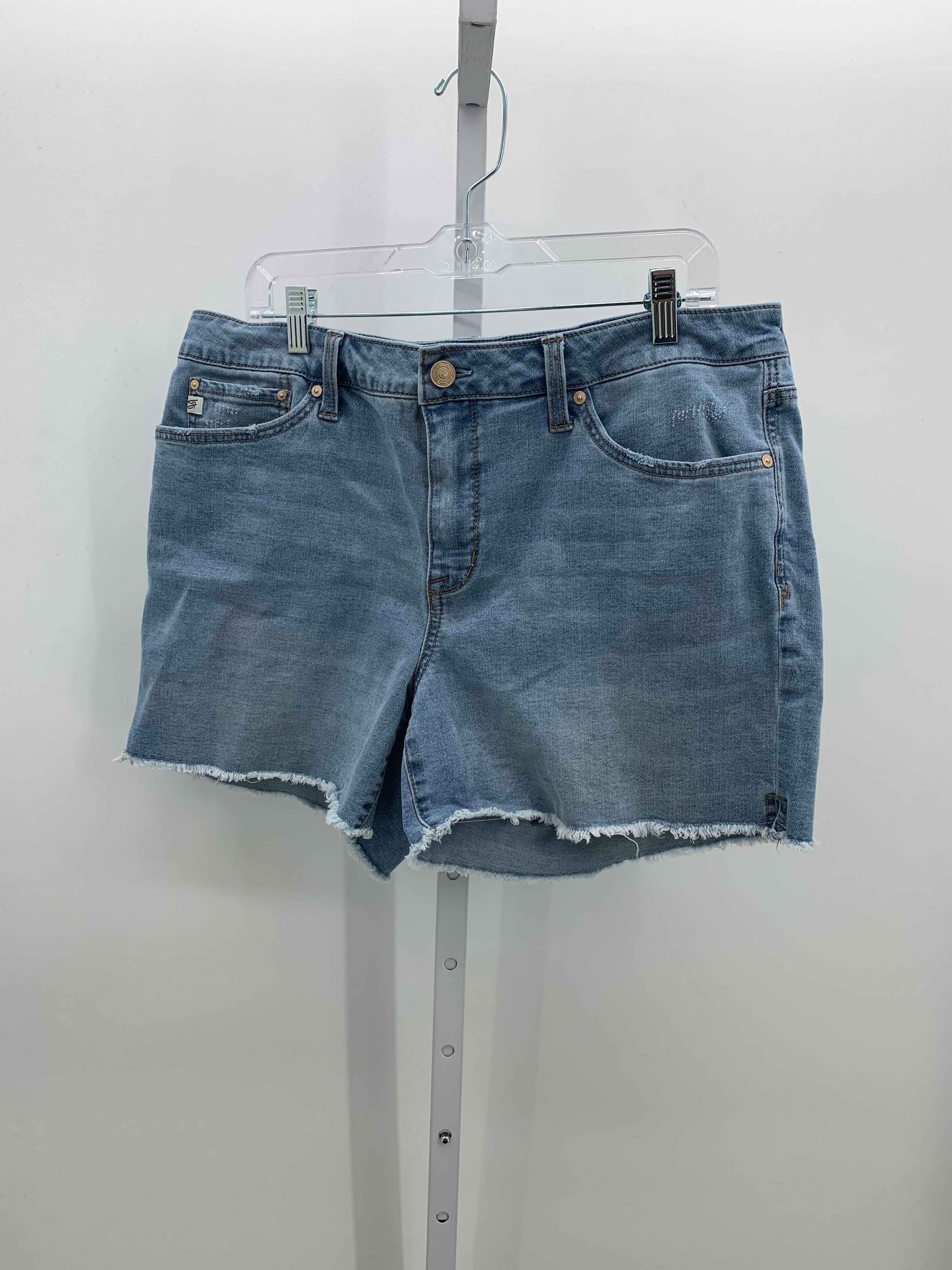 Seven Apparel Size 14 Misses Shorts