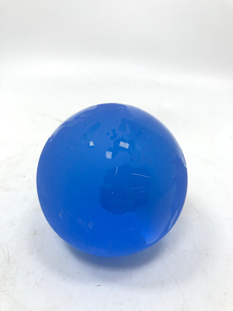 BLUE GLASS GLOBE PAPER WEIGHT.