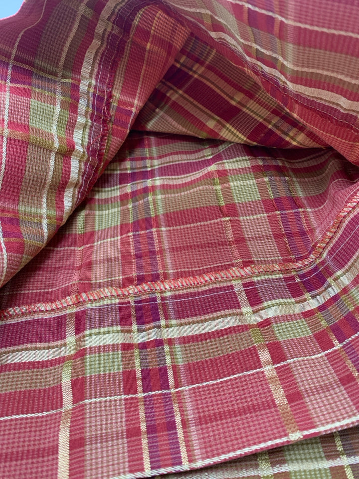 RED PLAID W/GOLD EMBROIDERY PILLOW COVER.