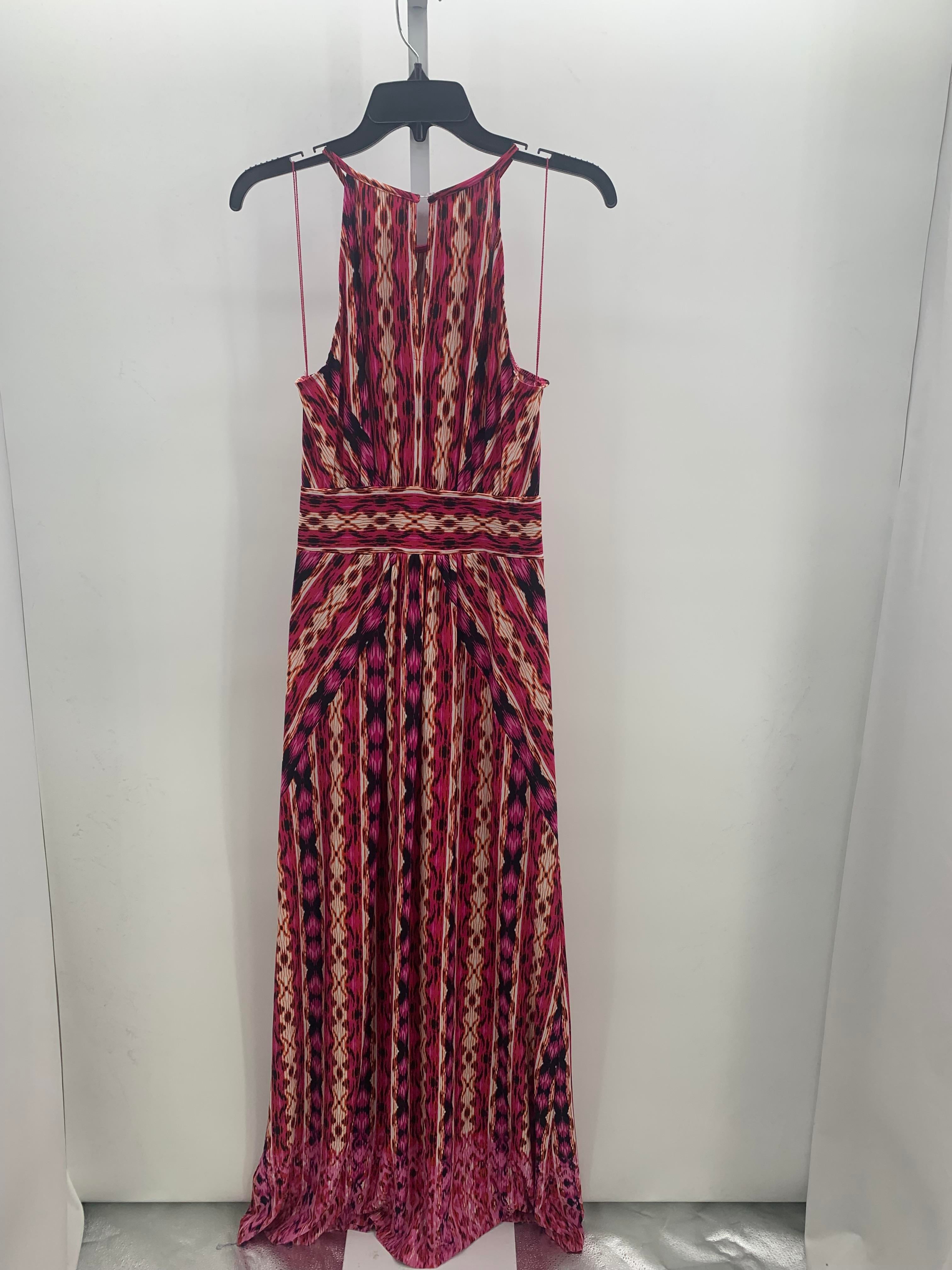 London Times Size 6 Misses Sleeveless Dress