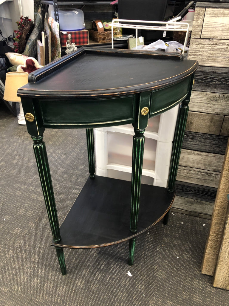 DARK GREEN DISTRESSED TWO-TIER CORNER TABLE BLACK TOP.
