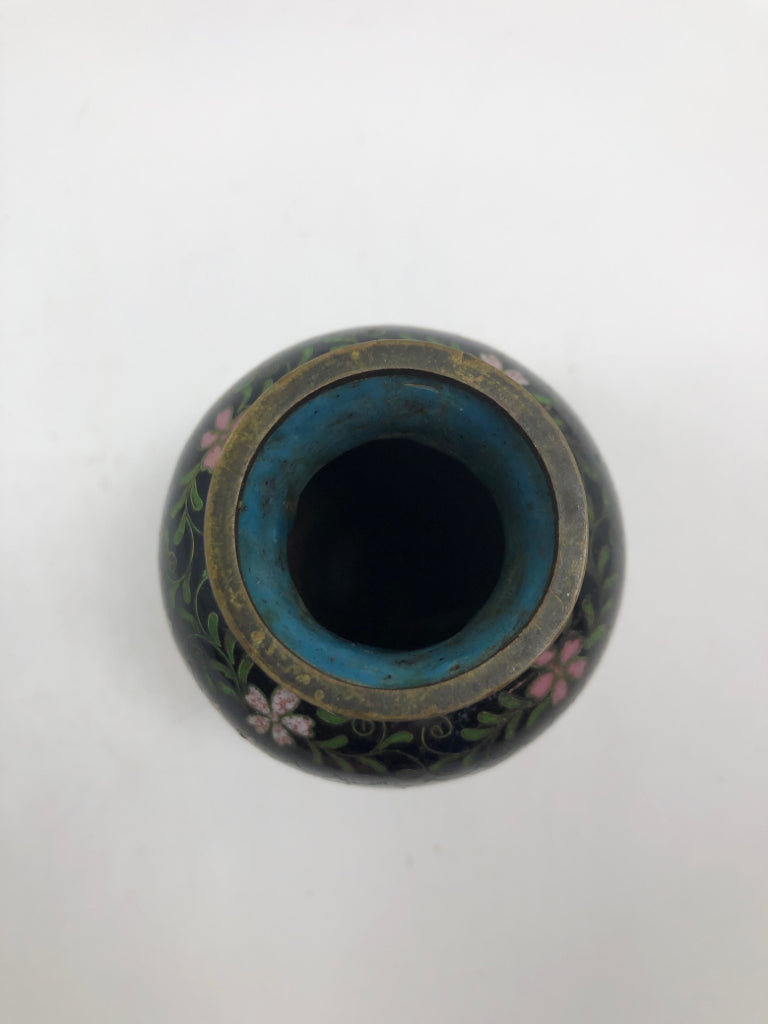 SMALL VTG ENAMEL ON METAL BUD VASE.