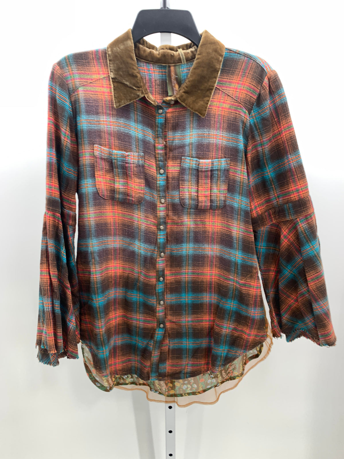Size Medium Misses Long Sleeve Shirt