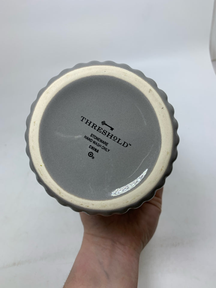 RIBBED SMALL CANISTER W/ WOOD LID.