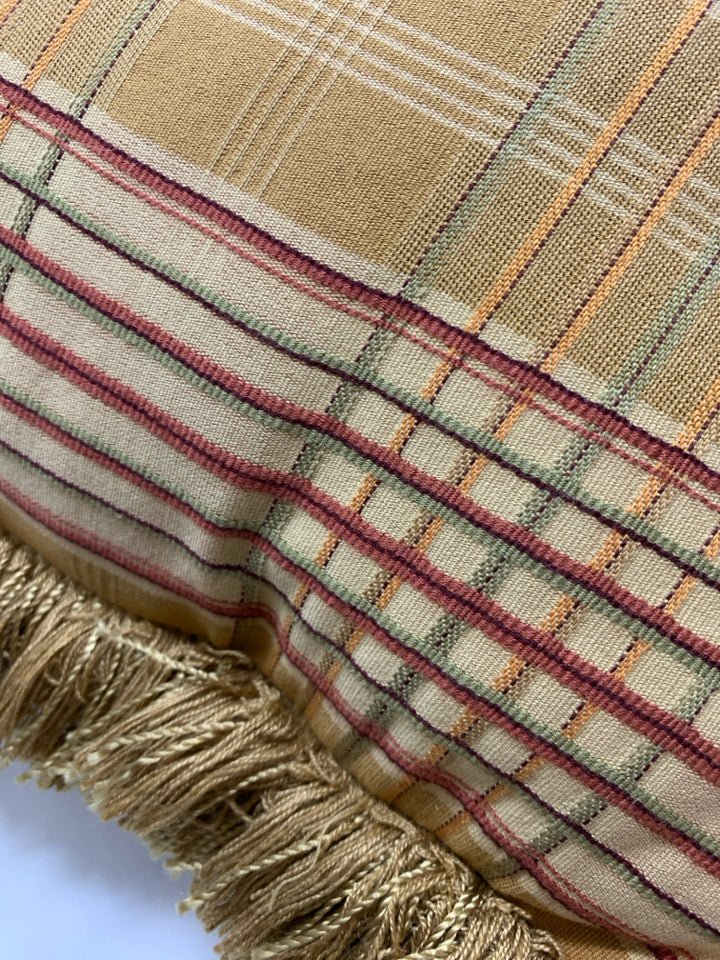BEIGE & RED PLAID PILLOW W/FRINGE.