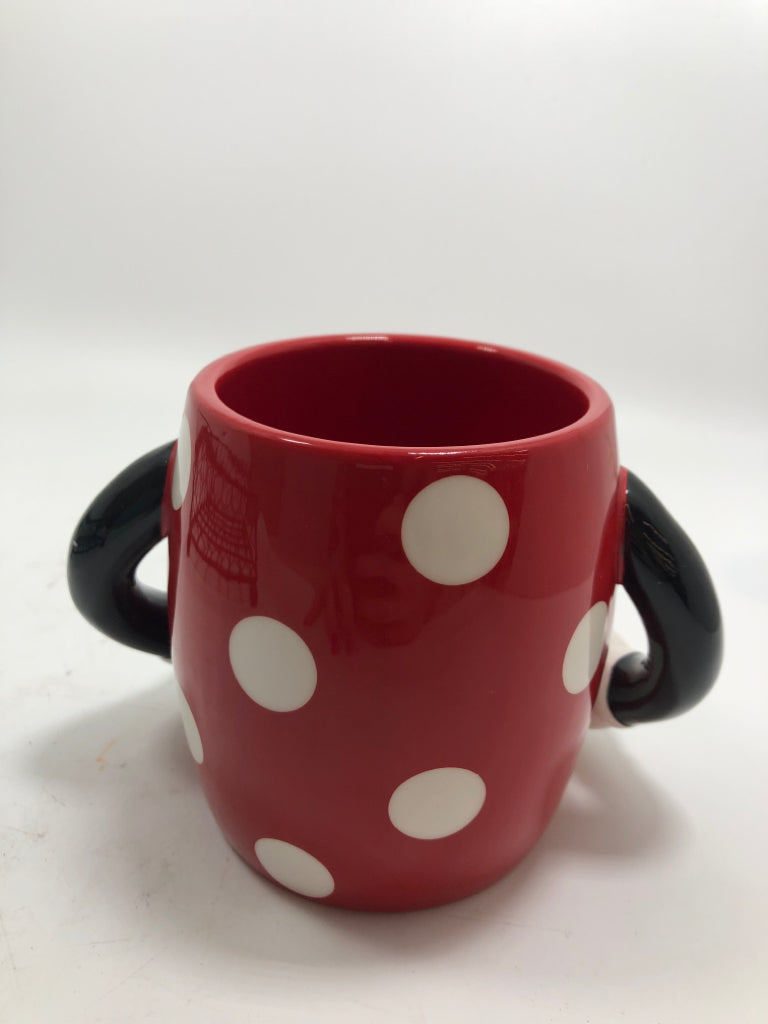 MINNIE MOUSE COFFEE MUG.