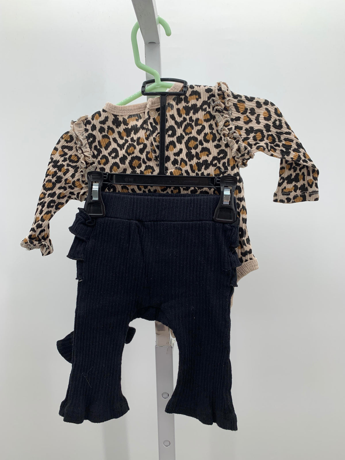 Rachel Zoe Size 0-3 months Girls 2 Pieces