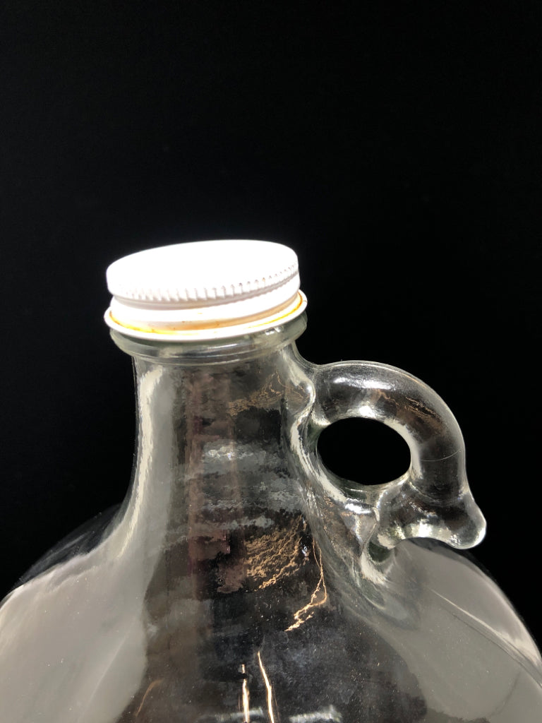 TENNESSEE SHINE GLASS JUG.