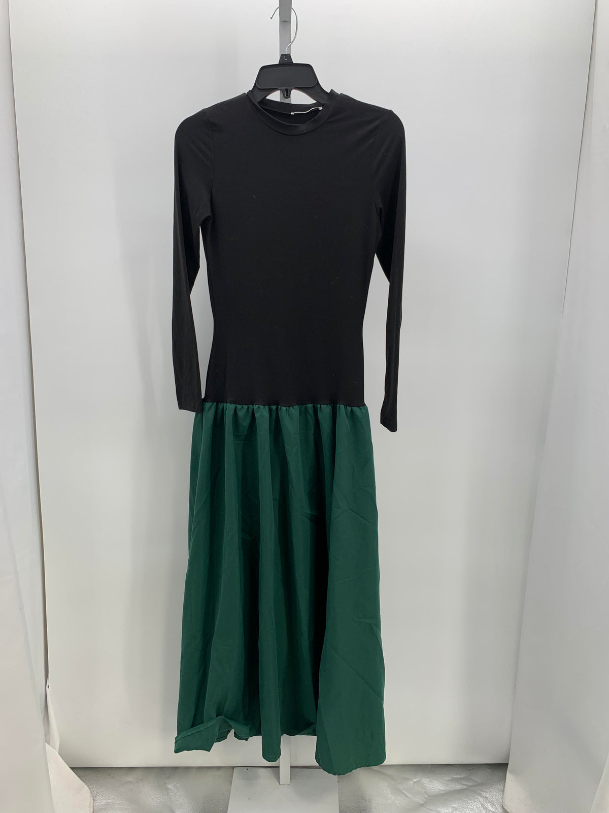 Size Medium Juniors Long Sleeve Dress