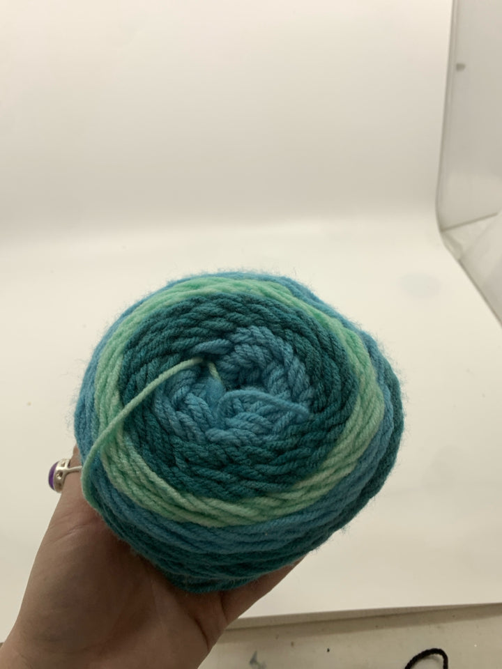 SWEET ROLL BLUE OMBRE YARN.