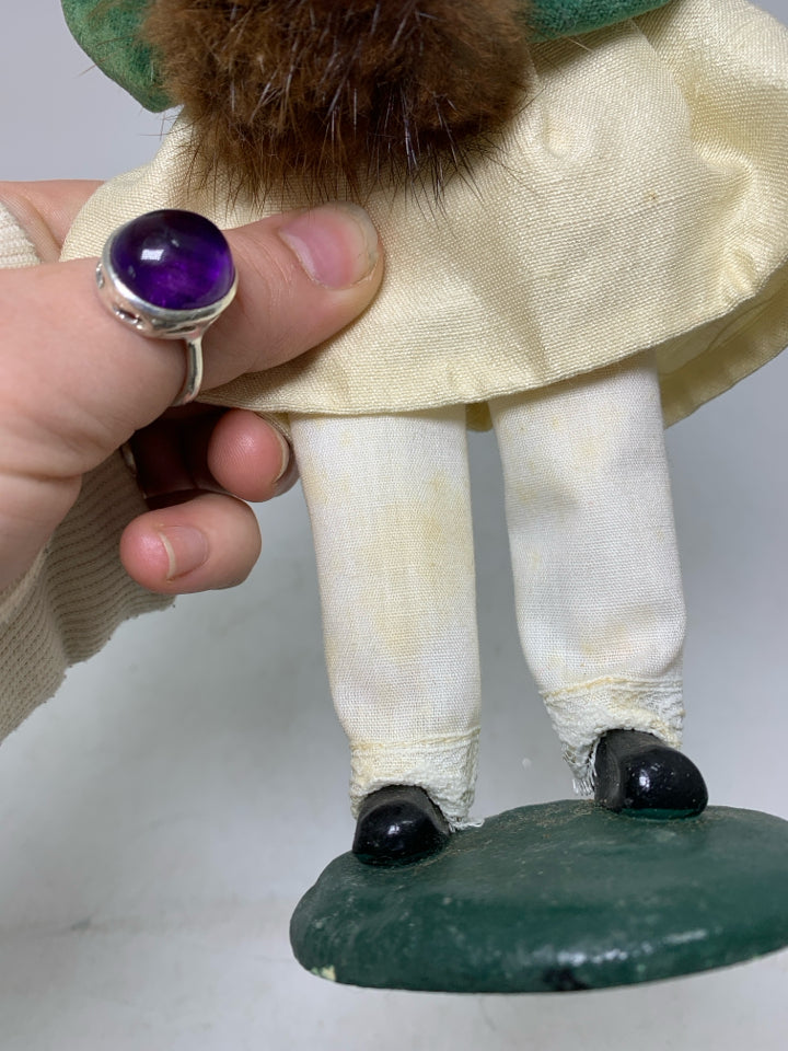 BYER'S CHOICE CAROLER GIRL W/ FUR MUFF GREEN COAT 1985.