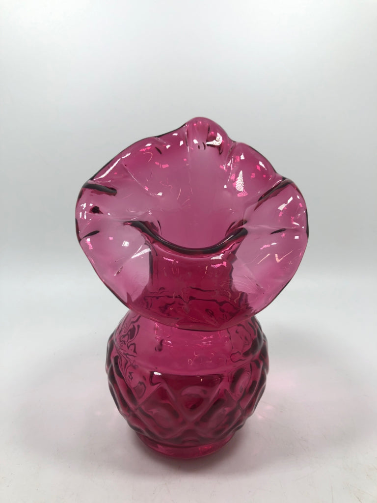 VTG PINK GLASS "JACK-IN-THE-PULPIT" VASE.