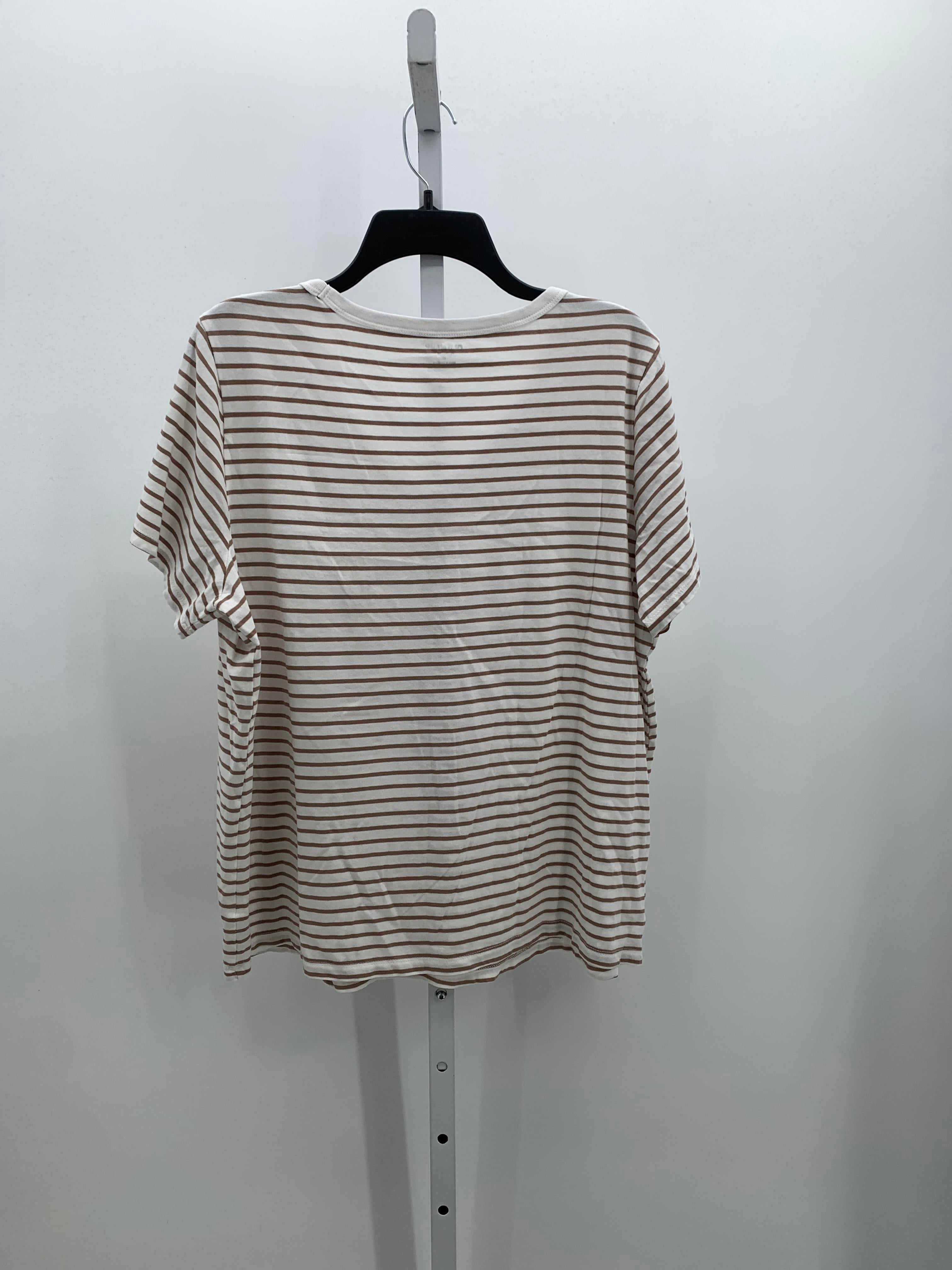 Old Navy Size Extra Large Misses Short Sleeve Shirt