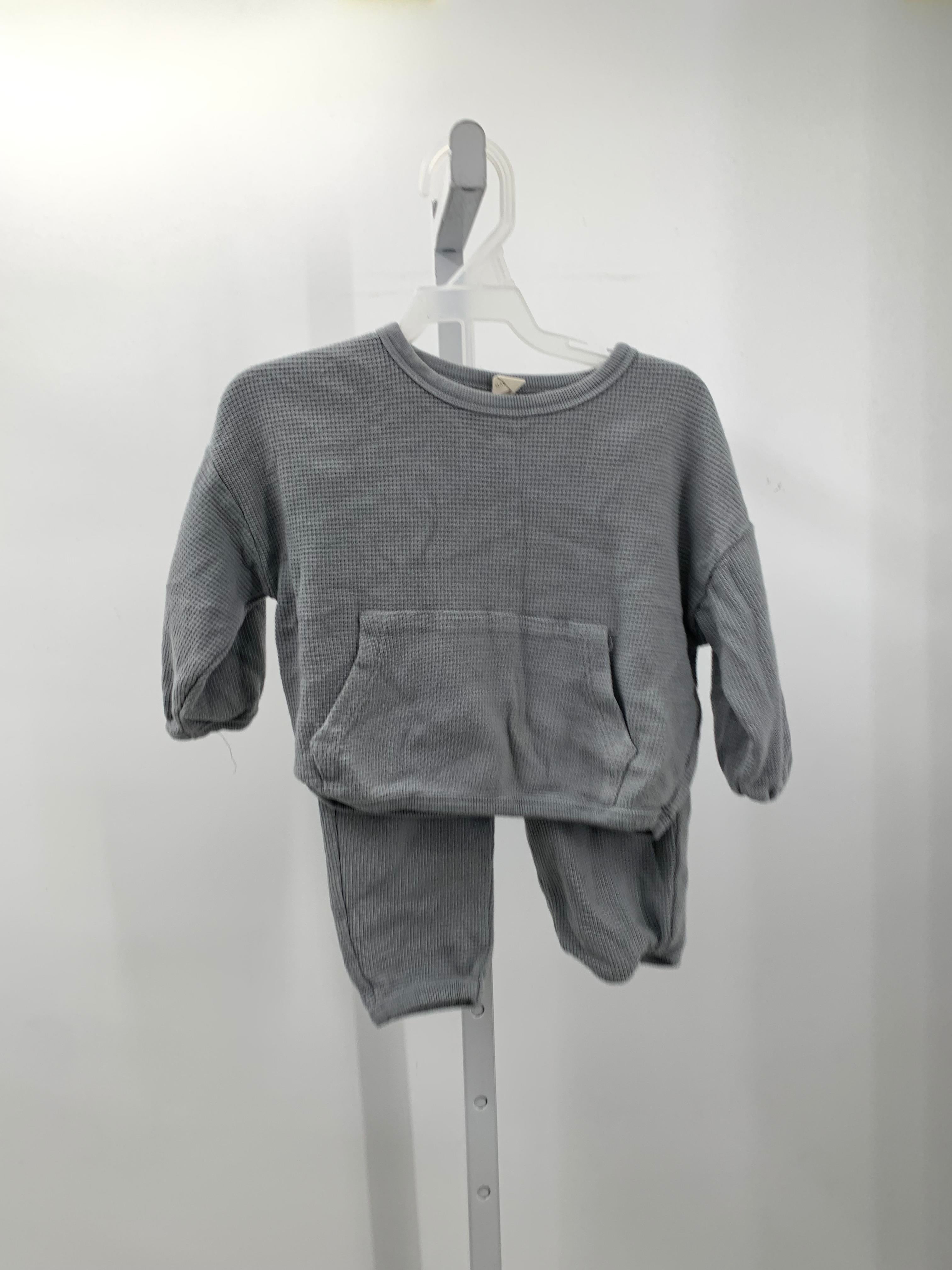 WAFFLE KNIT SHIRT AND PANTS.