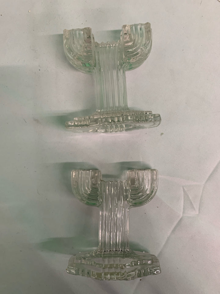 2 VTG ART DECO RIBBED DOUBLE TAPER CANDLE HOLDERS.