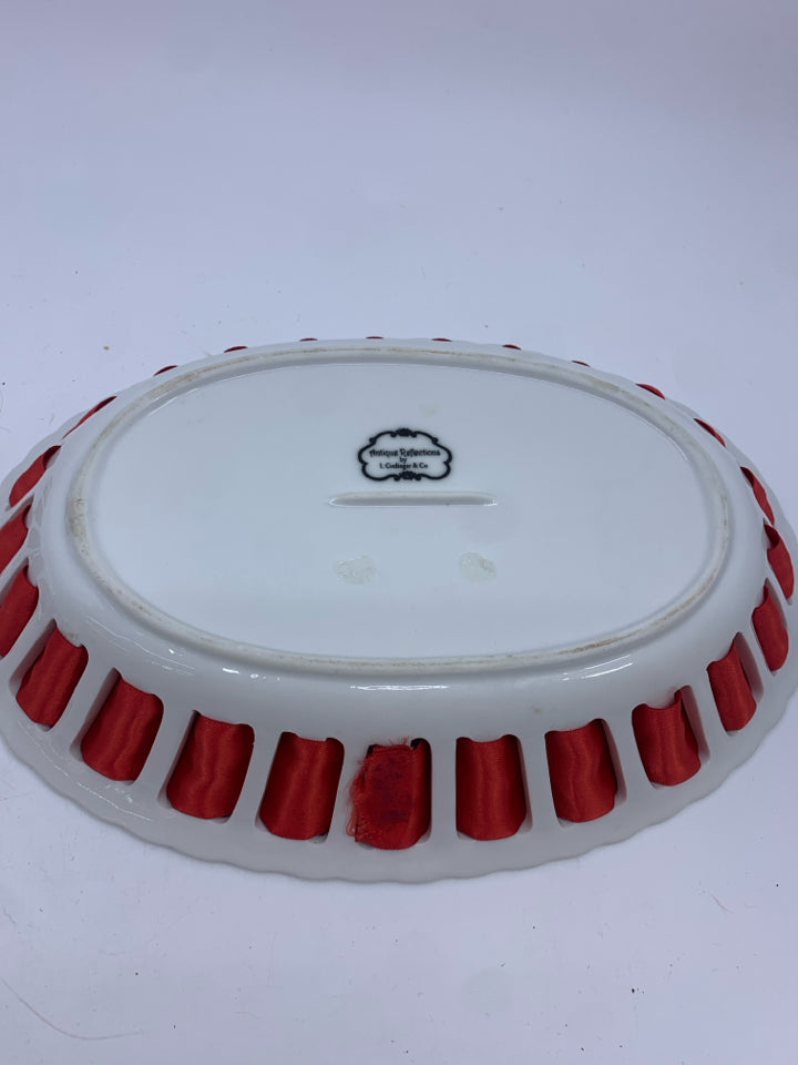 2 RED RIBBON OVAL NESTING BOWLS.