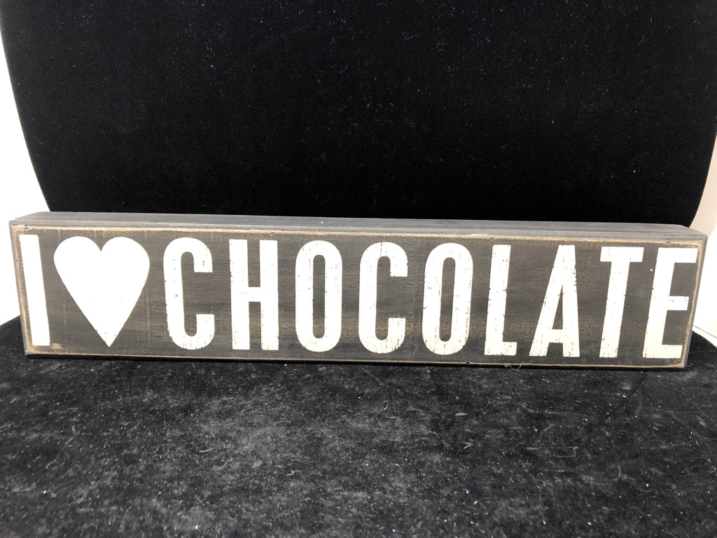 I LOVE CHOCOLATE BLOCK WALL ART.