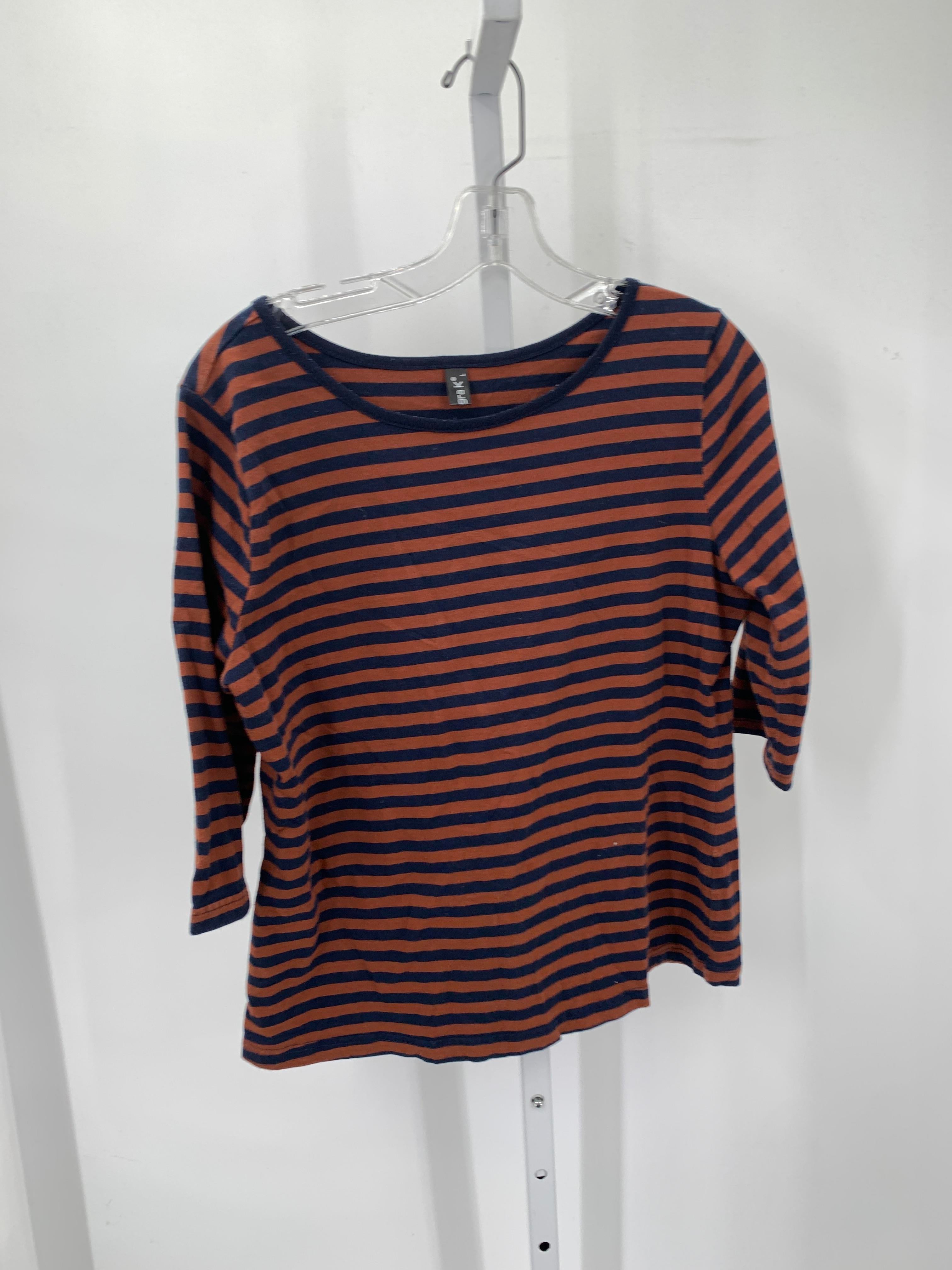 Size Large Misses 3/4 Sleeve Shirt