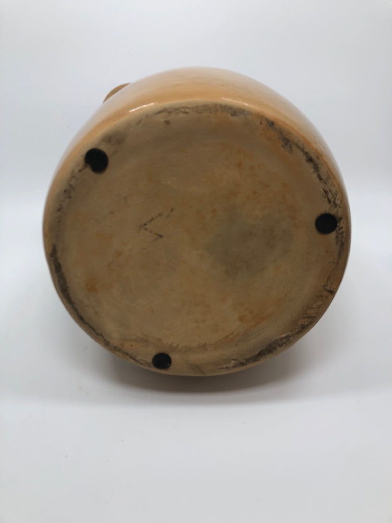 PRIMITIVE STAR & BERRIES CERAMIC CROCK.