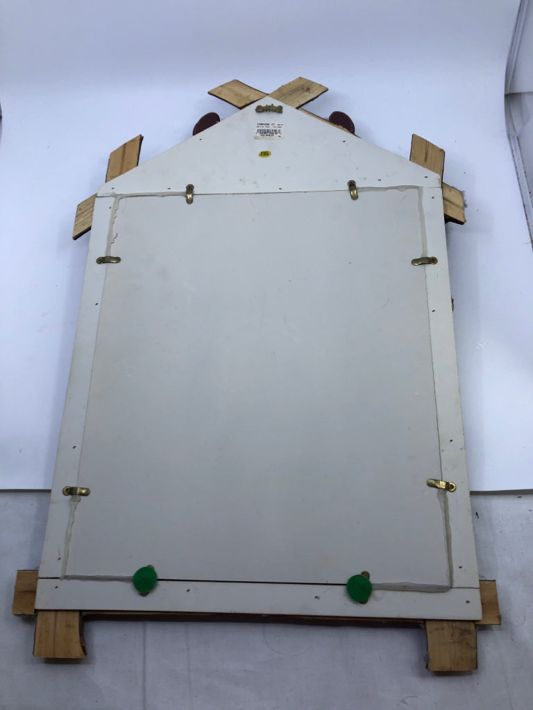 MOOSE WOOD STYLE MIRROR.