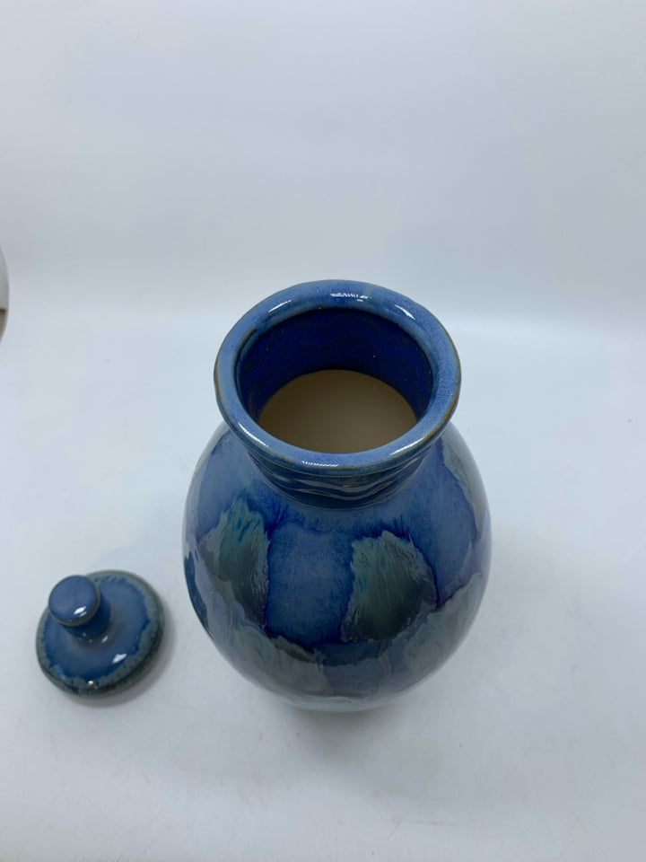 FOOTED MULTI BLUES SKINNY CANISTER.