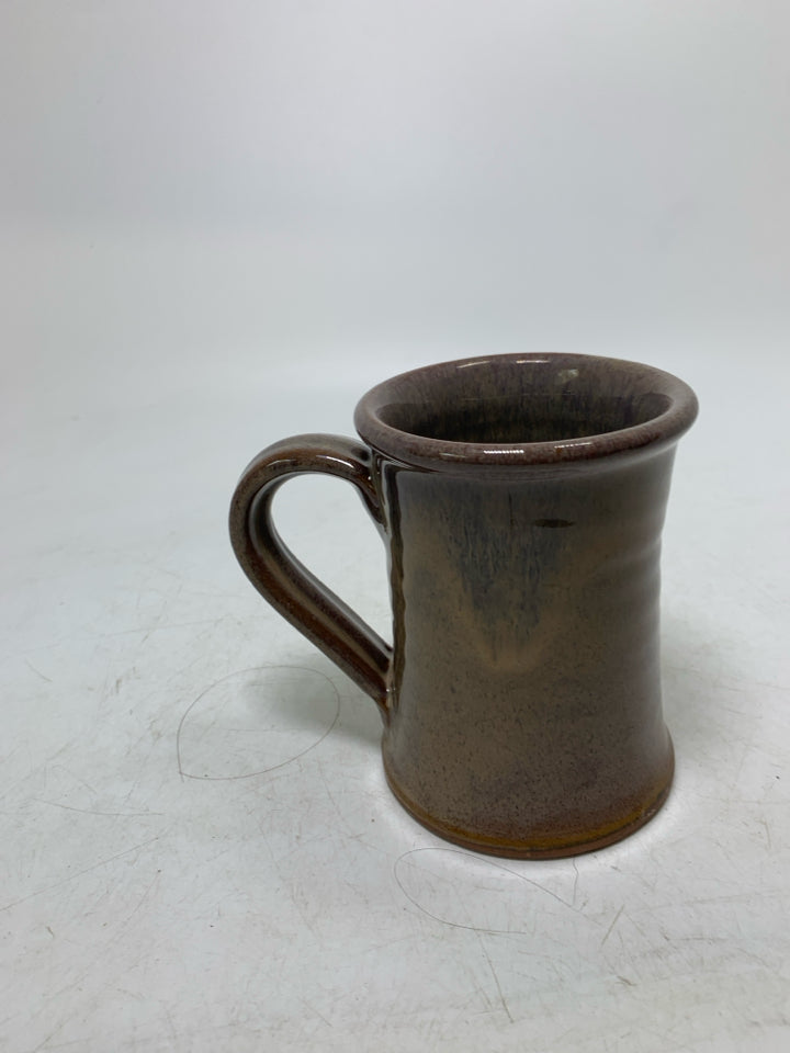 POTTERY CAMP OF THE WOODS MUG.