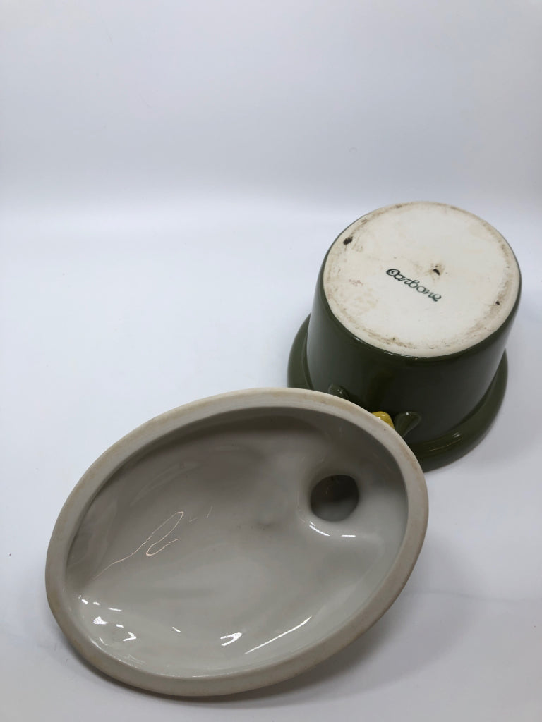 VTG CARBONE GREEN DUCK CASSEROLE DISH.