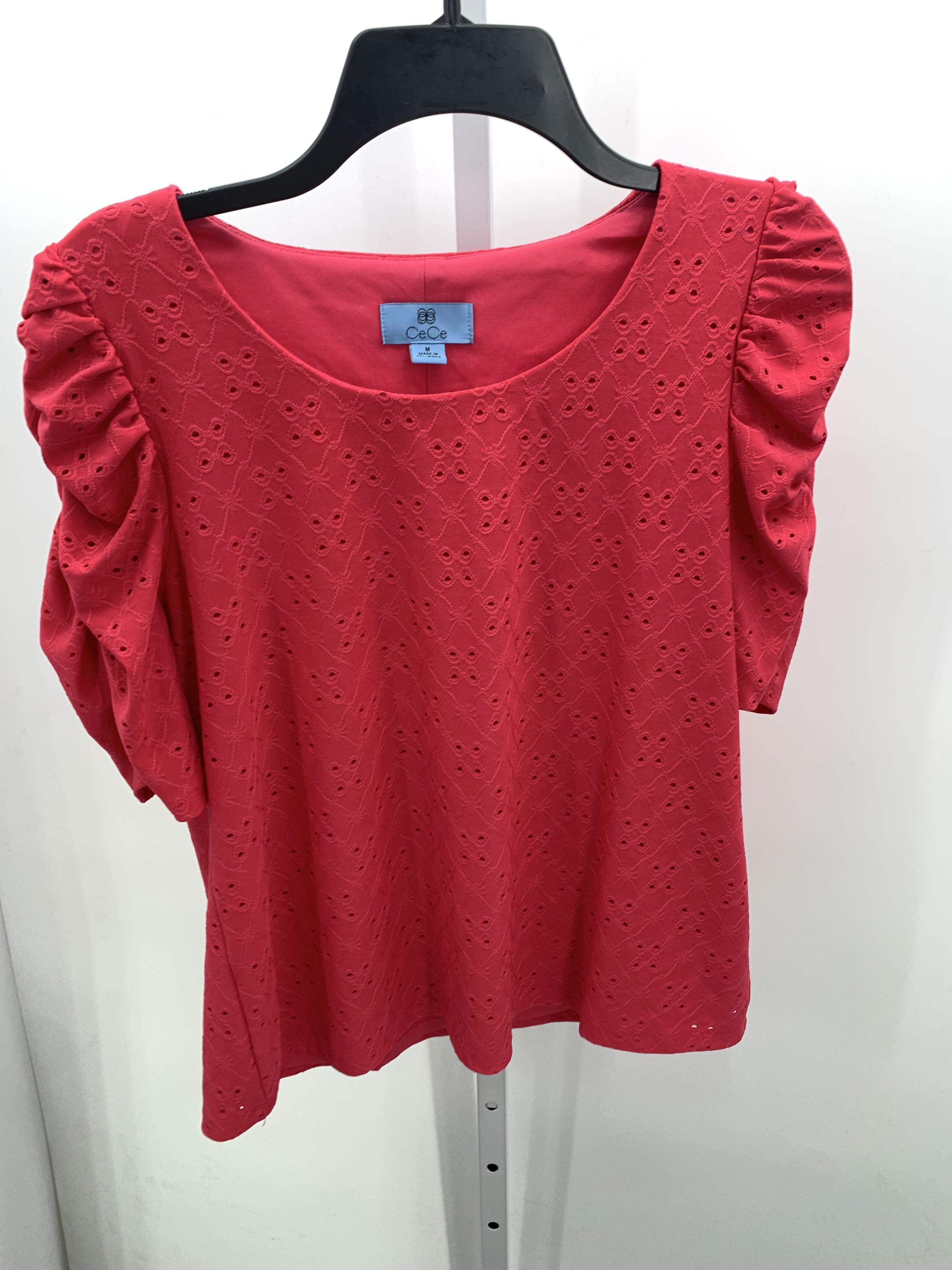 Size Medium Misses Short Sleeve Shirt
