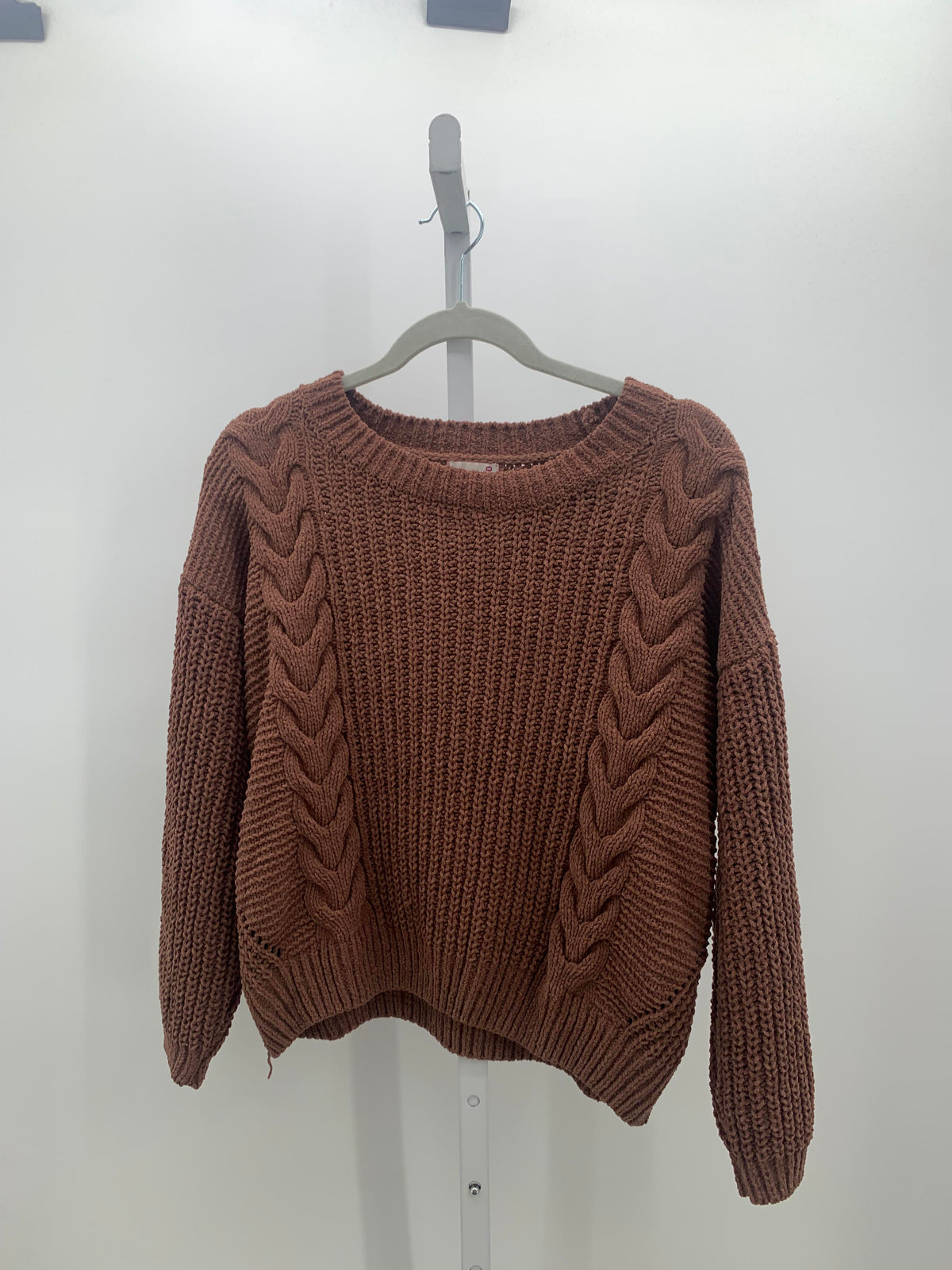 SO Size Large Juniors Long Sleeve Sweater