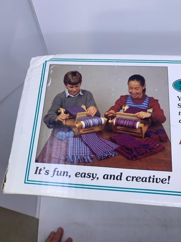 Vintage Harrisville Designs Easy Weaver Hardwood Weaving Loom In Box