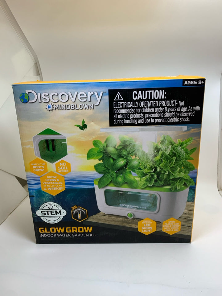 NIB DISCOVERY GLOW GROW INDOOR WATERING KIT.