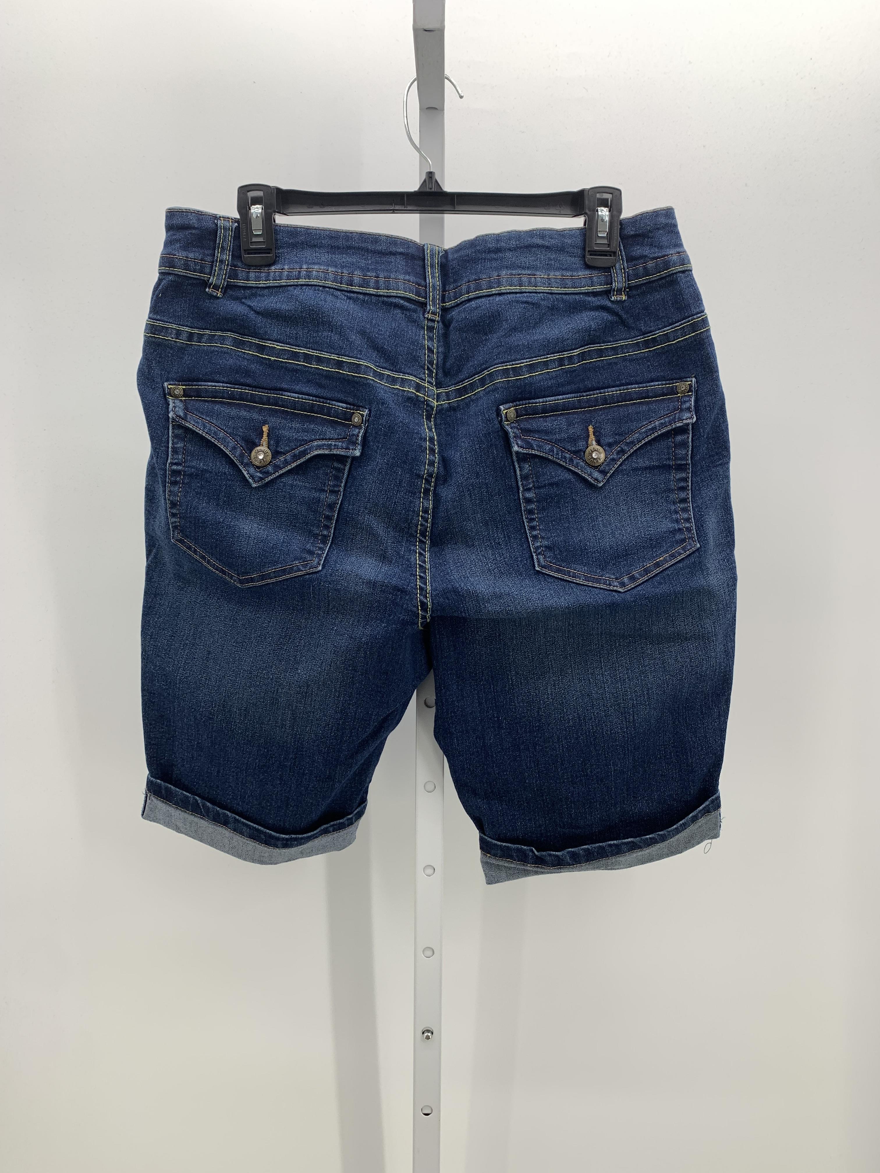 Venus Size 14 Misses Shorts