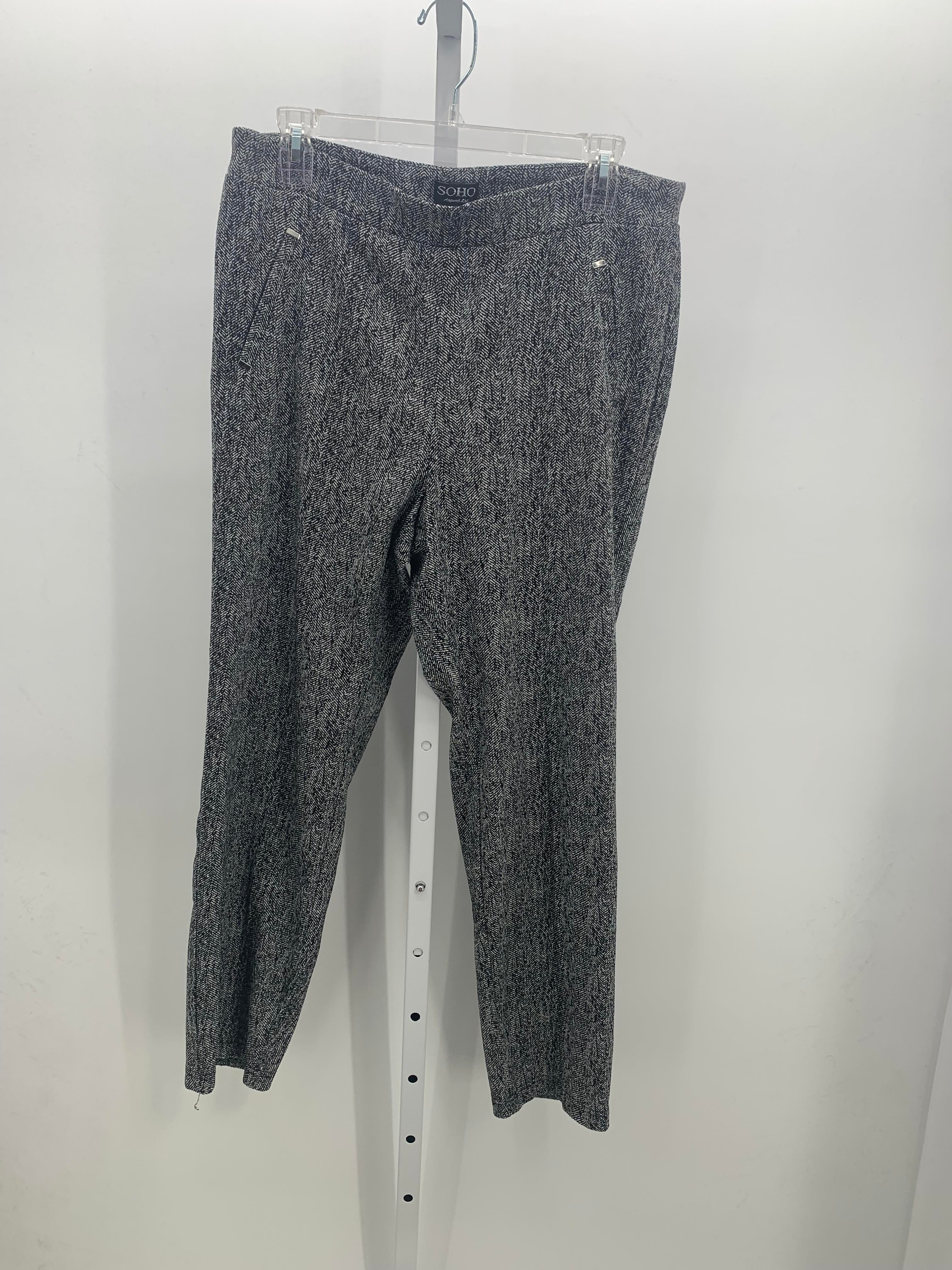 Soho Size Large Misses Pants