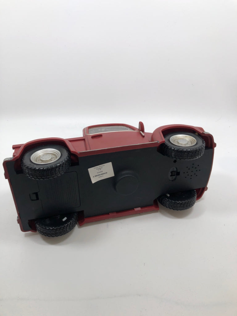RED TRUCK W/SANTA SNOWGLOBE LED.