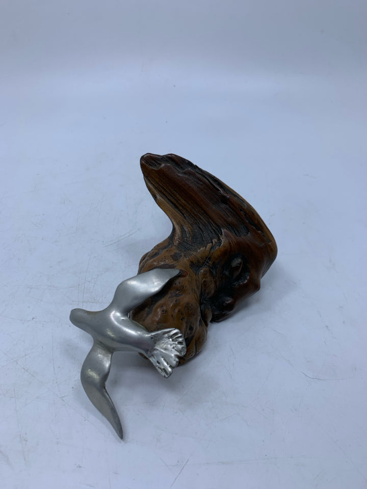 GLAZED DRIFT WOOD W/ PEWTER SEAGULL.