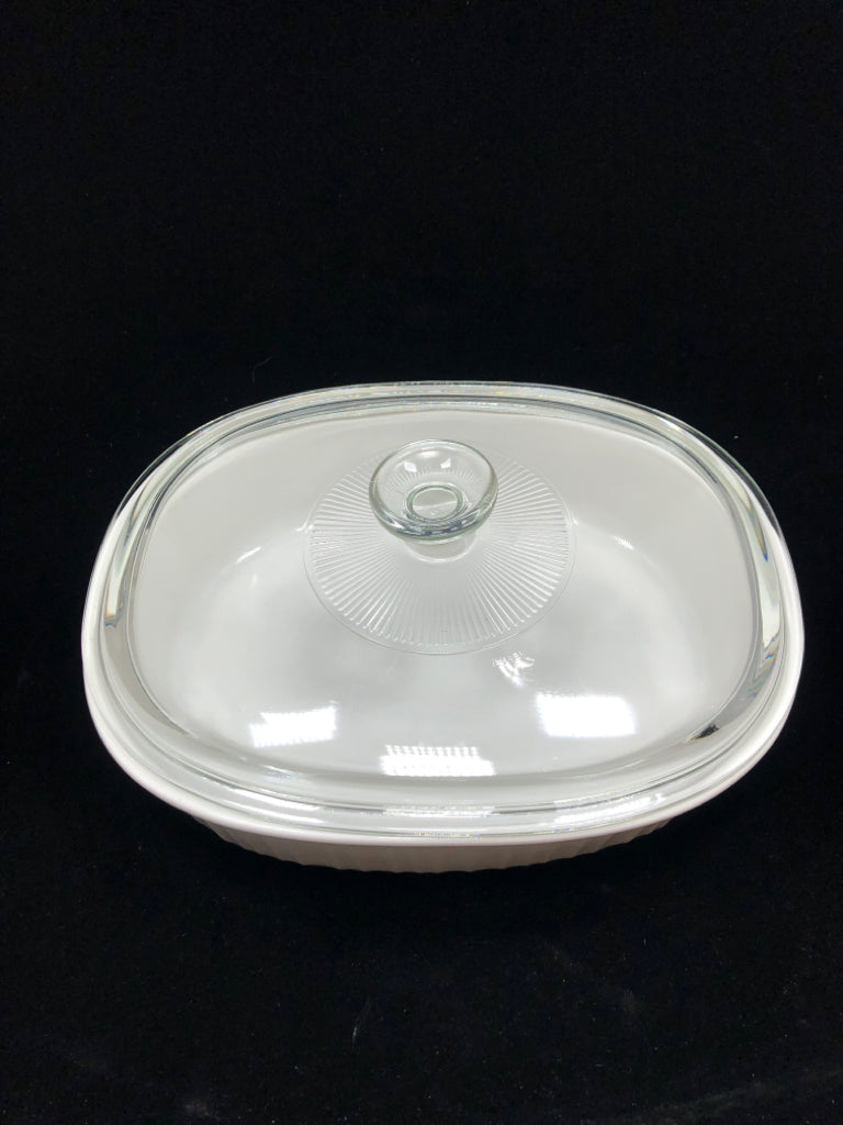 FRENCH WHITE CASSEROLE DISH W/LID.