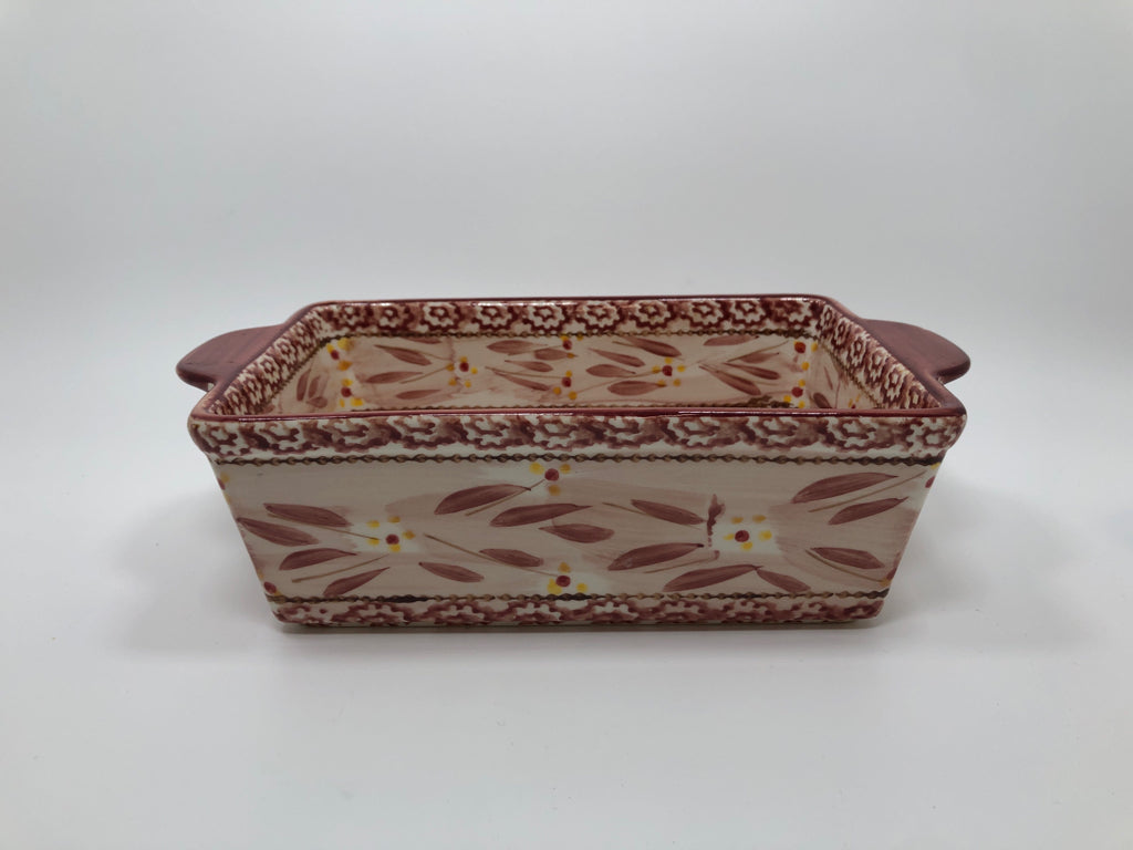 3PC RED TEMPATIONS BAKING DISH W/STAND AND LID.
