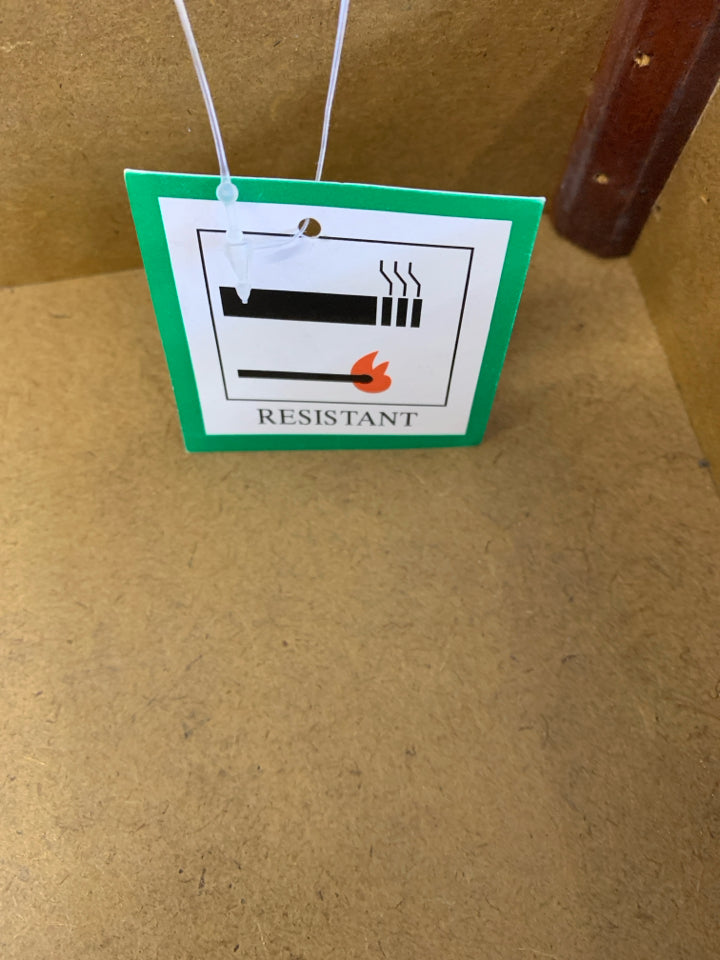 WOOD/FLORAL FABRIC STORAGE FOOT STOOL.