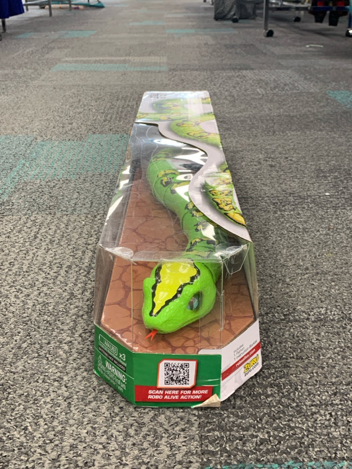 Robo Alive King Python Robotic Pet Figure