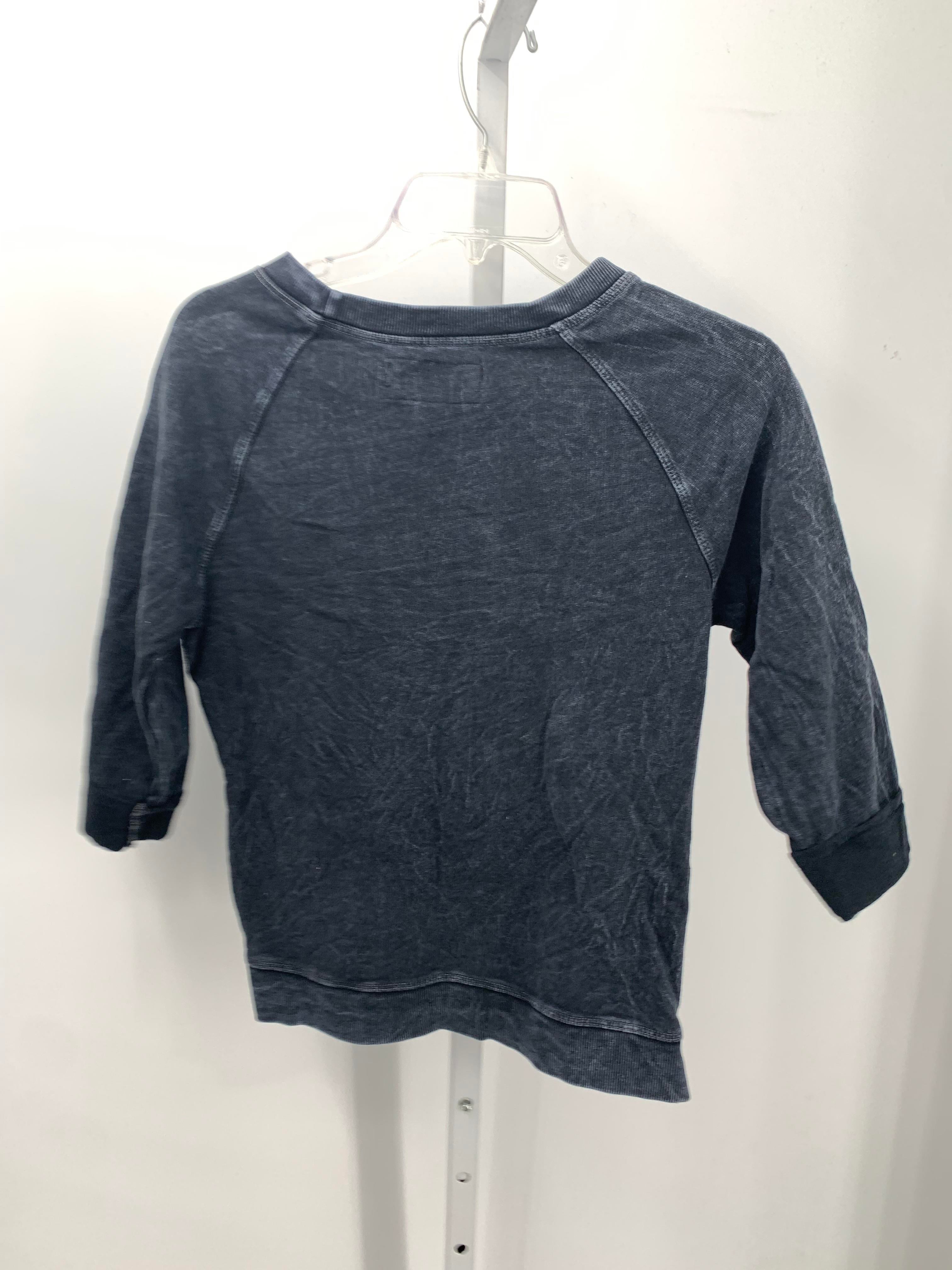 Size Small Juniors 3/4 Sleeve Shirt