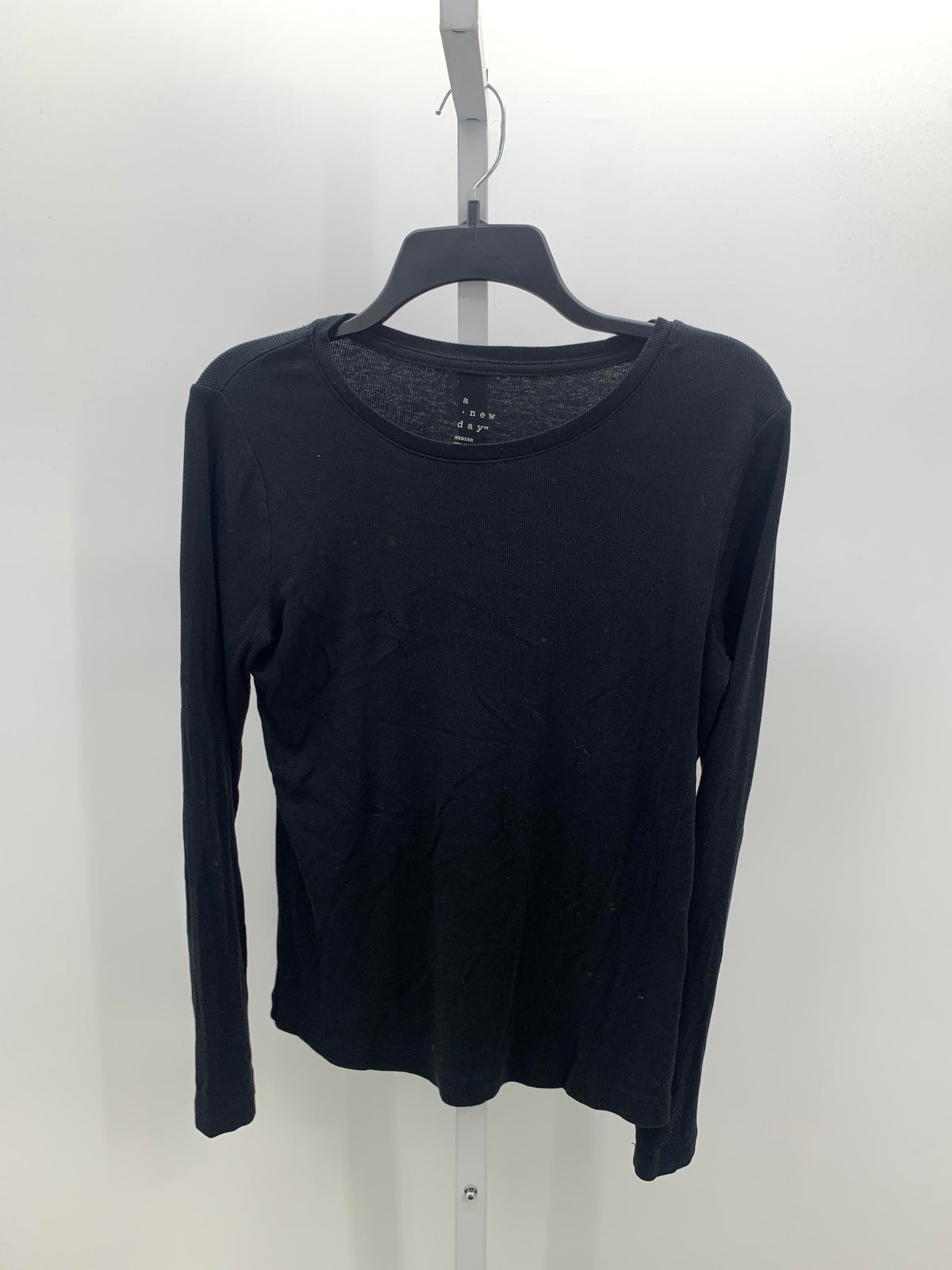 A New Day Size Medium Misses Long Sleeve Shirt