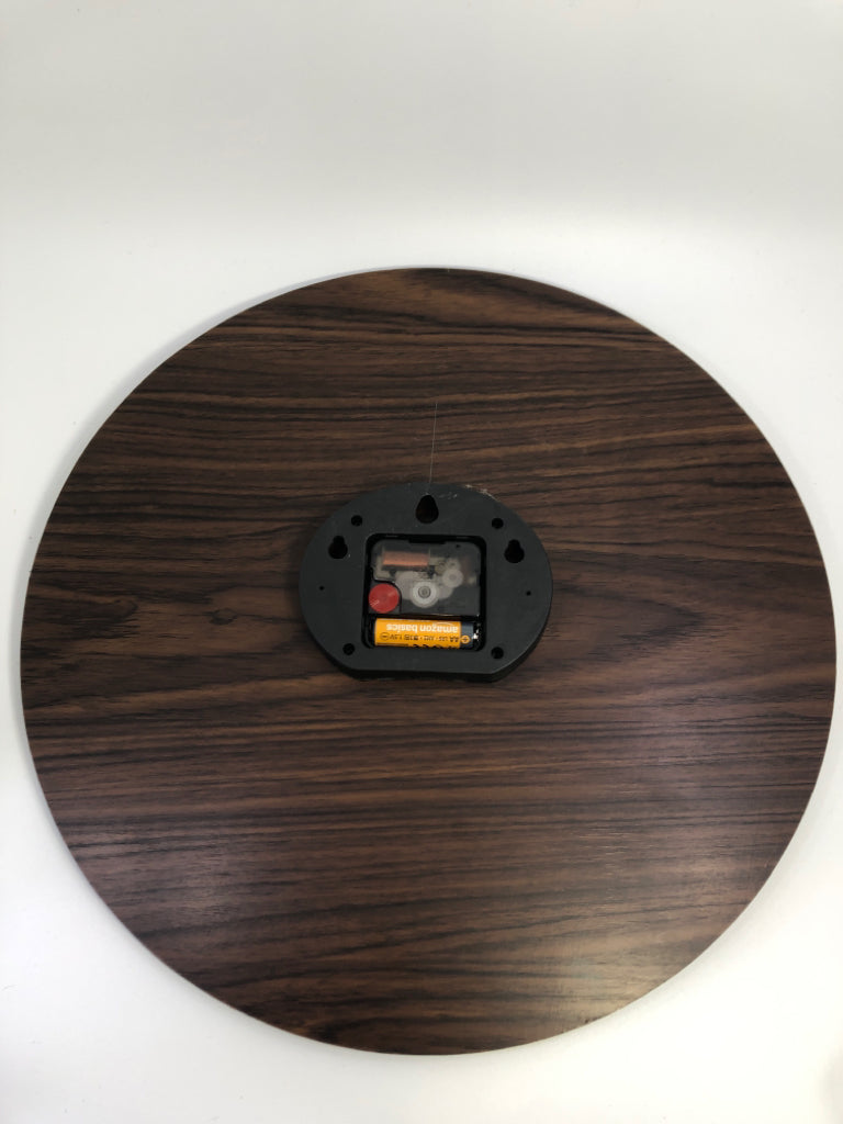 CAFE DE LA TOUR VTG-STYLE WOODEN WALL CLOCK.