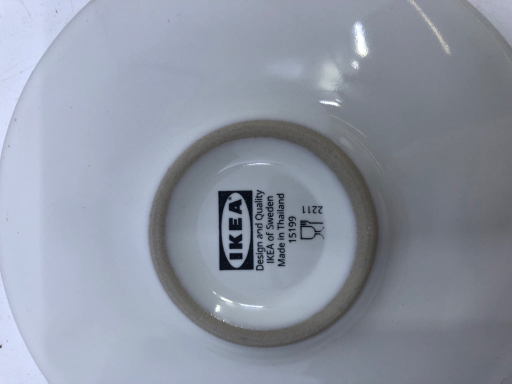 8PC IKEA WHITE TEACUP AND SAUCER SET.