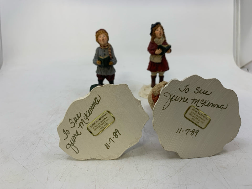 4 VTG RESIN JUNE MCKENNA CAROLER FAMILY.