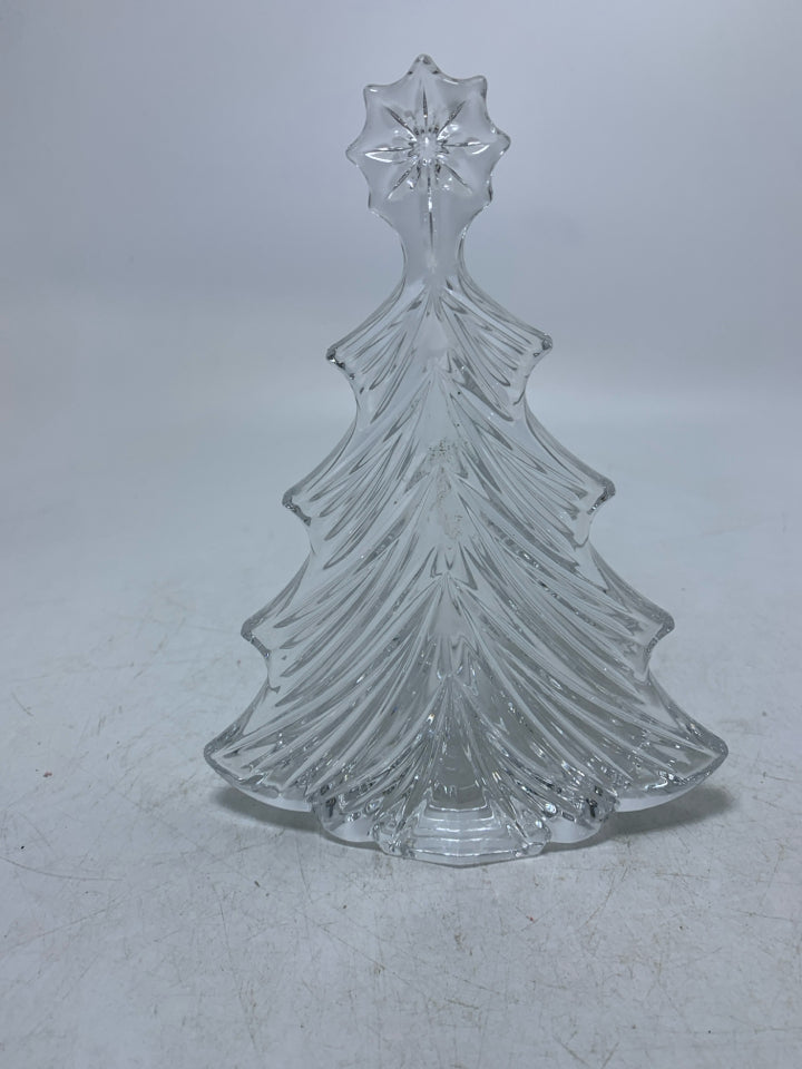 WATERFORD CRYSTAL CHRISTMAS TREE SCULPTURE.