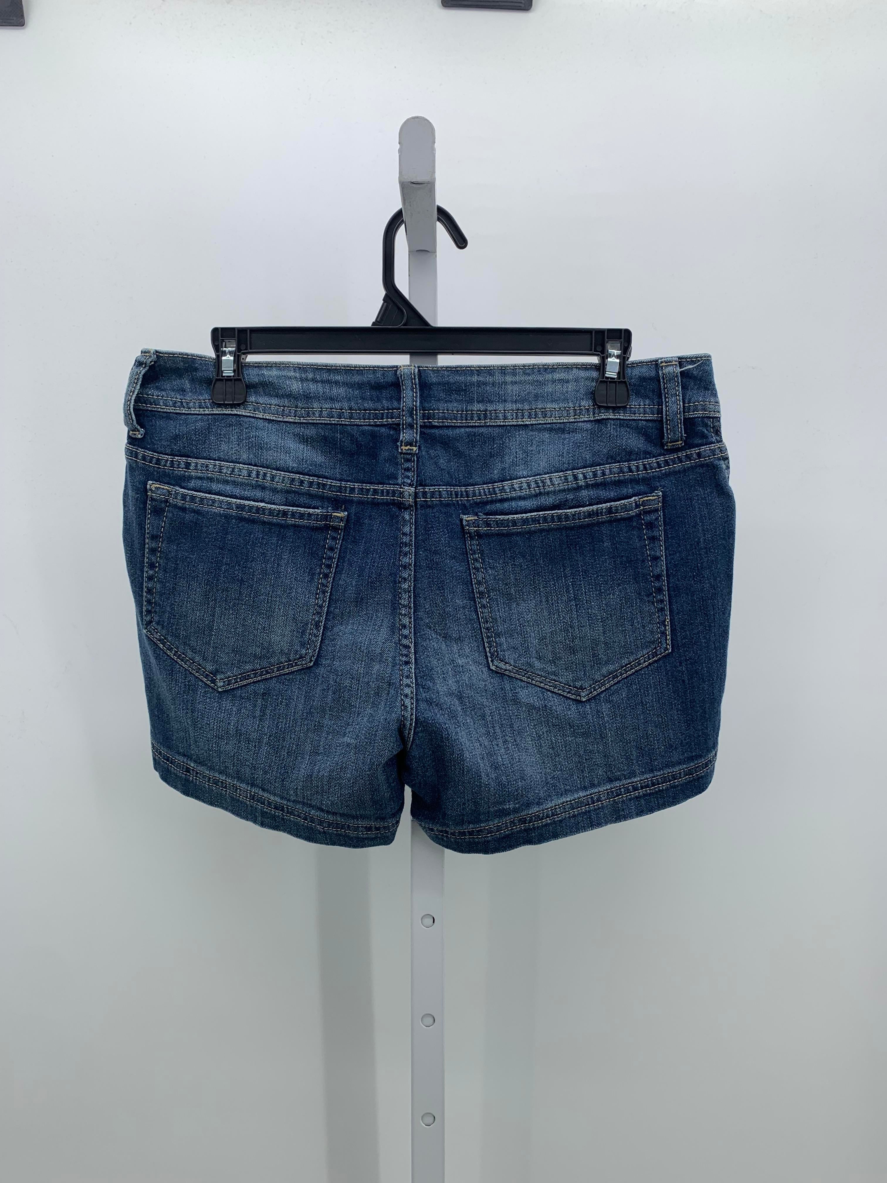 A.N.A. Size 8 Petite Petite Shorts