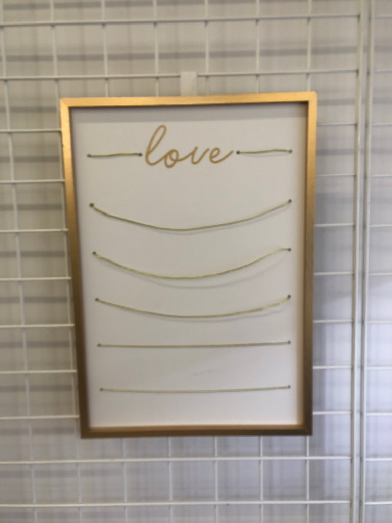 GOLD FRAME "LOVE" 5 STRING PICTURE HOLDER.