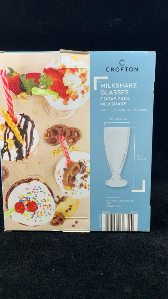 NIB 2 CROFTON MILKSHAKE GLASSES.